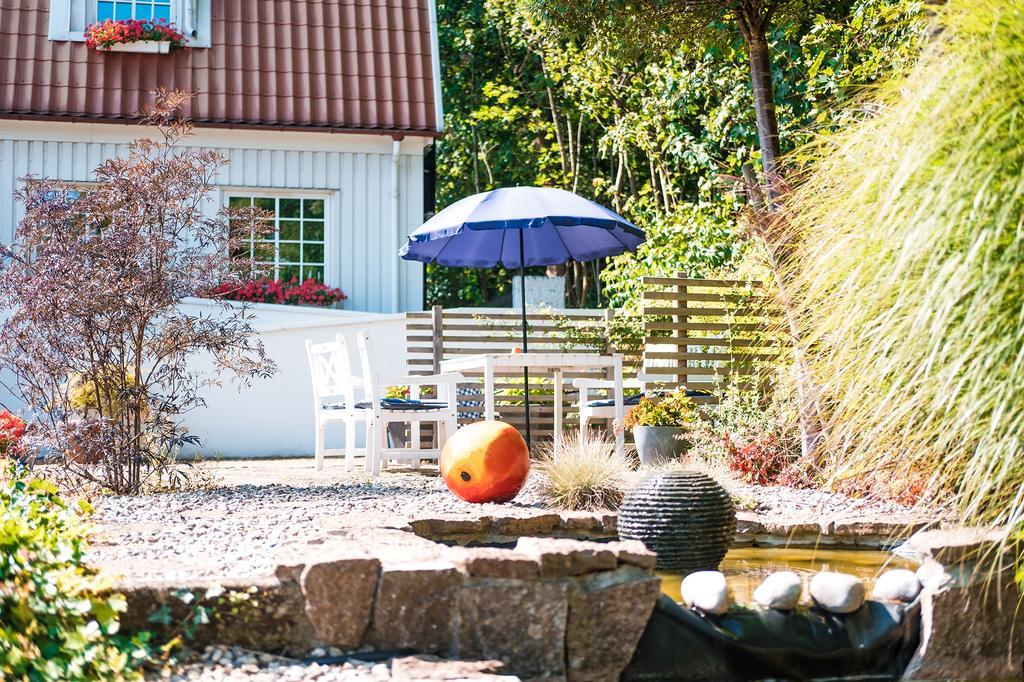 Agda Lund Bed & Breakfast Kivik Ngoại thất bức ảnh